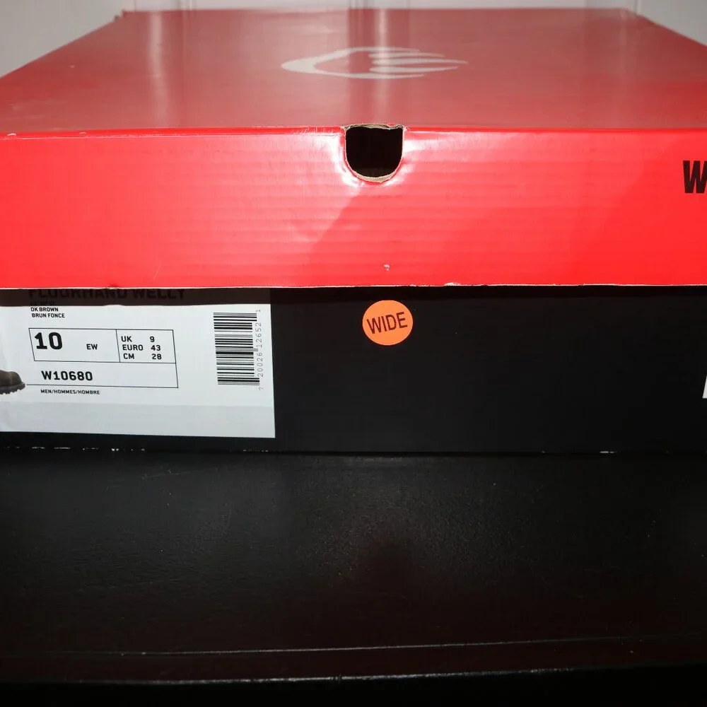 Wolverine boots size 10 EW and comes with box steel toe - Picture 11 of 12